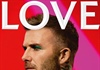 David Beckham gây tranh cãi khi kẻ mắt xanh trên ảnh tạp chí