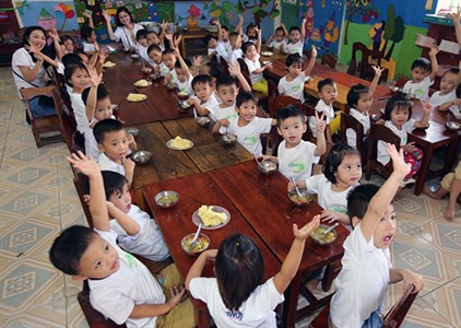 Tiếp tục dự án “Cải thiện tình trạng dinh dưỡng cho trẻ em dưới 5 tuổi”