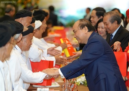 Thủ tướng: Tôn giáo ở Việt Nam thực sự là một nguồn lực quan trọng