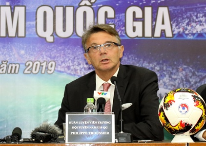 “Phù thuỷ trắng” - Philippe Troussier dẫn dắt đội tuyển U19 Việt Nam