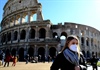 Tạm ngừng miễn thị thực đối với công dân Italia