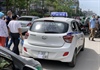 Dùng chiêu trò “biến hoá” biển số, taxi công khai đón khách sai quy định ở Hà Nội