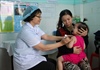 Chỉ 54,5% trẻ dưới 2 tuổi được tiêm đủ vắcxin cơ bản trong 6 tháng đầu năm