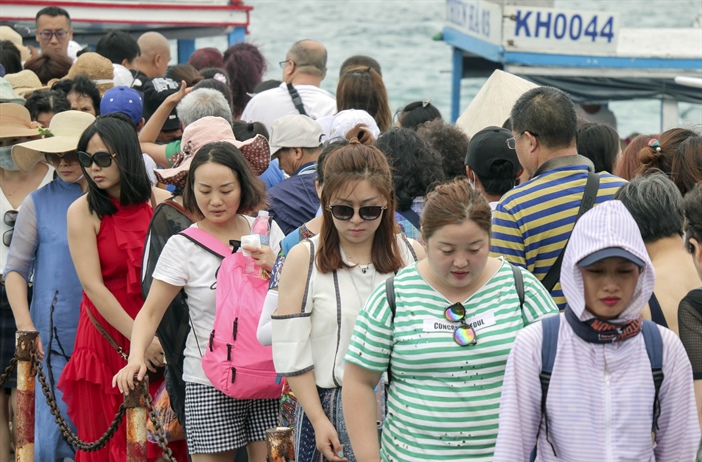 Khánh Hòa: Du lịch biển đảo đang bị khai thác quá mức