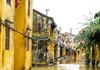 Hoàn lưu bão số 12: Mưa lớn, nhiều nơi ở Quảng Nam bị ngập lụt, sạt lở