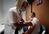 EU kêu gọi tiêm đủ 2 liều vaccine Covid-19 để phòng biến thể Delta