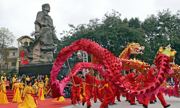 Hà Nội: Tạm dừng tổ chức lễ hội, tập trung đông người trong dịp Tết