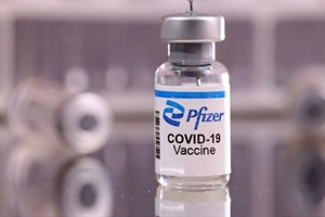 Pfizer và BioNTech thử nghiệm vắc xin chống lại Omicron