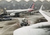 Mỹ hủy gần 5000 chuyến bay do bão tuyết