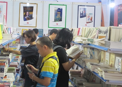 Học hỏi từ hội chợ sách quốc tế