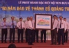 Chủ tịch nước Nguyễn Xuân Phúc ký phát hành bộ tem bưu chính “50 bảo vệ Thành cổ Quảng Trị”