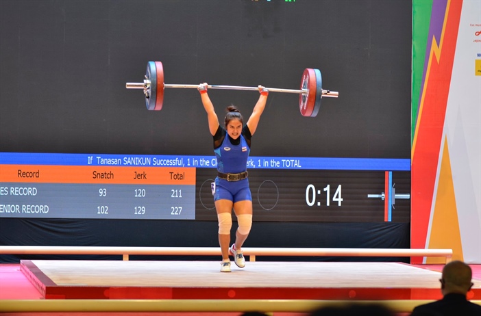 Liên tục phá kỷ lục SEA Games ở hạng 55kg nữ môn Cử tạ
