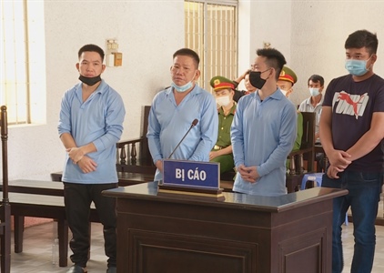 Đắk Lắk: 3 anh em lãnh 32 năm tù vì tội giết người