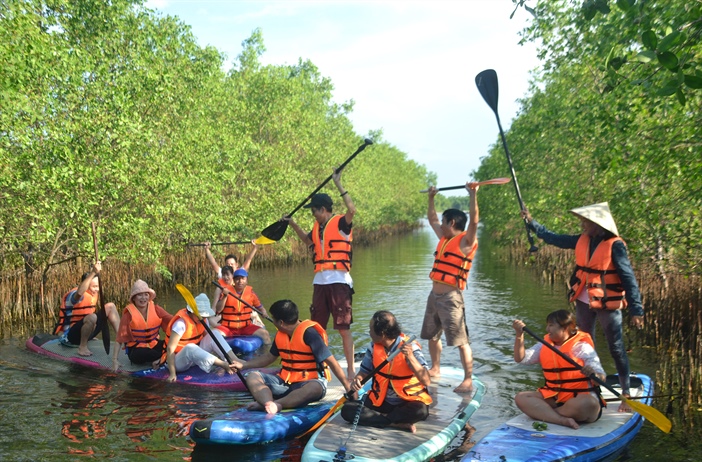 Các điểm khai thác du lịch sinh thái như ao hồ, sông suối tại Thừa...