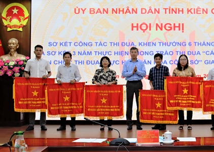 Kiên Giang lan toả phong trào thi đua thực hiện văn hóa công sở