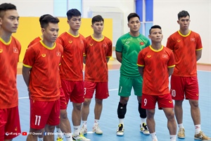 Tuyển Futsal Việt Nam tập luyện chuẩn bị cho trận đấu với Nhật Bản