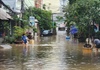 Bình Định: Mưa lớn khiến nhiều nơi ở TP Quy Nhơn chìm trong biển nước