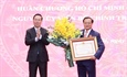Chủ tịch nước trao Huân chương Hồ Chí Minh tặng ông Phạm Quang Nghị