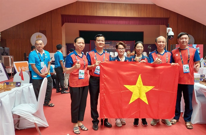 Tuyển cờ Ouk Chaktrang mang về tấm HCV đầu tiên cho Việt Nam tại SEA...