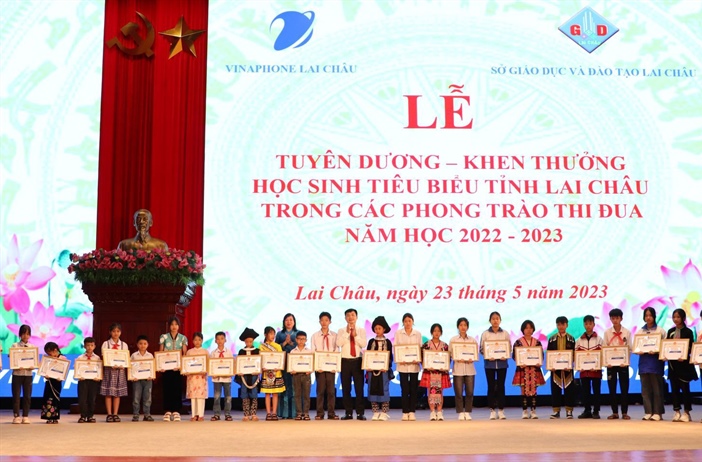 Lai Châu tuyên dương, khen thưởng 190 học sinh tiêu biểu