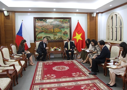 Việt Nam – Cộng hòa Séc: Tăng cường hợp tác văn hóa, nghệ thuật và thể thao
