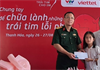 Chương trình 'Trái tim cho em' đến với trẻ em nghèo tỉnh Thanh Hoá