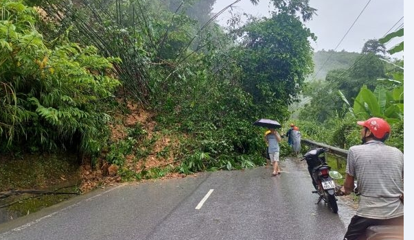 Mưa lớn gây sạt lở và ngập úng nhiều nơi ở Thanh Hoá