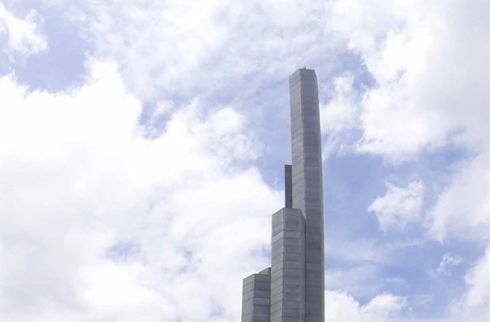 Tháp Nghinh Phong được bình chọn là Công trình du lịch thành phố hàng...