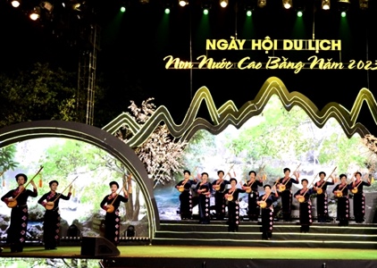 Lần đầu tiên tổ chức Ngày hội Du lịch Non nước Cao Bằng tại Hà Nội