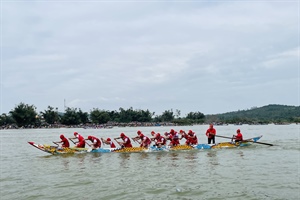 Lễ hội đua thuyền truyền thống xã Tịnh Long là Di sản văn hóa phi vật thể quốc gia