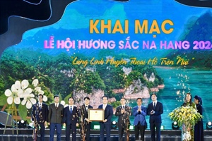Hát Quan làng của người Tày ở Tuyên Quang đón nhận Di sản văn hóa phi vật thể quốc gia