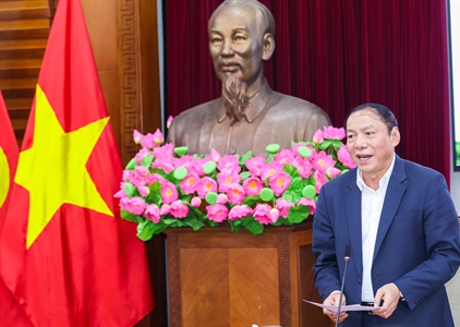 Bộ trưởng Bộ VHTTDL – Chủ tịch Uỷ ban Olympic Việt Nam Nguyễn Văn Hùng:...