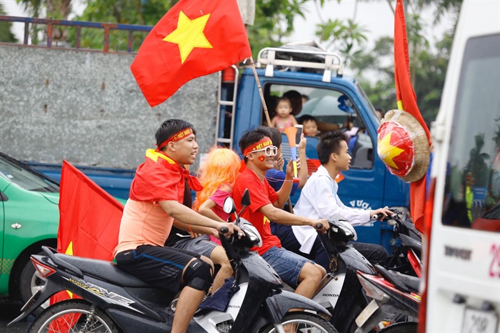 Đón đoàn thể thao Việt Nam trở về - ảnh 7