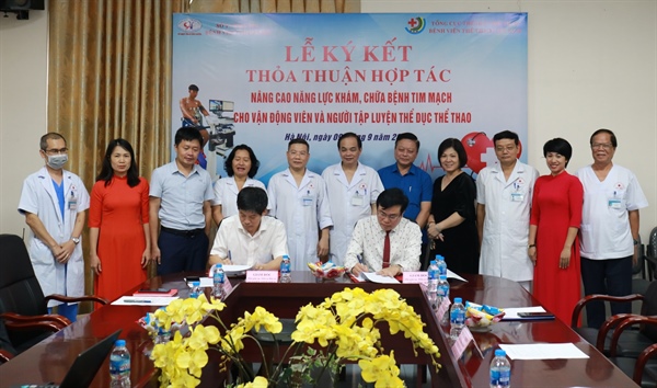Bệnh viện Thể thao Việt Nam vừa ký thỏa thuận hợp tác với Bệnh viện Tim Hà Nội về nâng cao năng lực khám chữa bệnh tim mạch cho vận động viên và người luyện tập thể dục thể thao