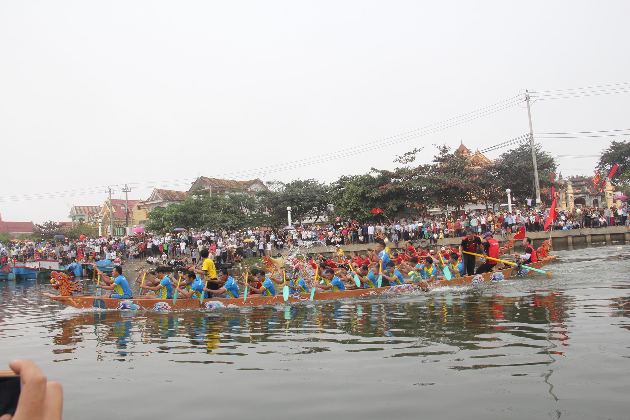 Lễ hội đua thuyền trên sông Lý Hòa xuân Kỷ Hợi 2019